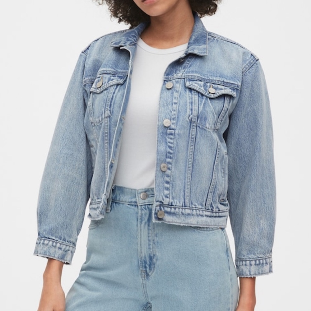 GAP iconic vintage denim jacket